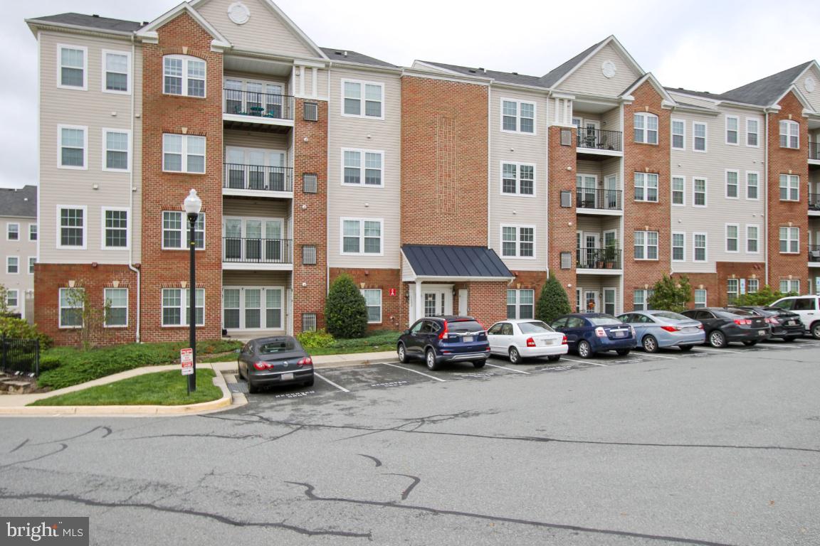 STONEY RUN VILLAGE - Residential Lease