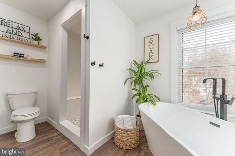 Tiny photo for 38 E 5th Avenue, COLLEGEVILLE, PA 19426 (MLS # PAMC2166290)