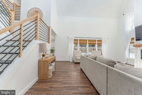 Tiny photo for 38 E 5th Avenue, COLLEGEVILLE, PA 19426 (MLS # PAMC2166290)