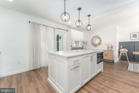 Tiny photo for 38 E 5th Avenue, COLLEGEVILLE, PA 19426 (MLS # PAMC2166290)