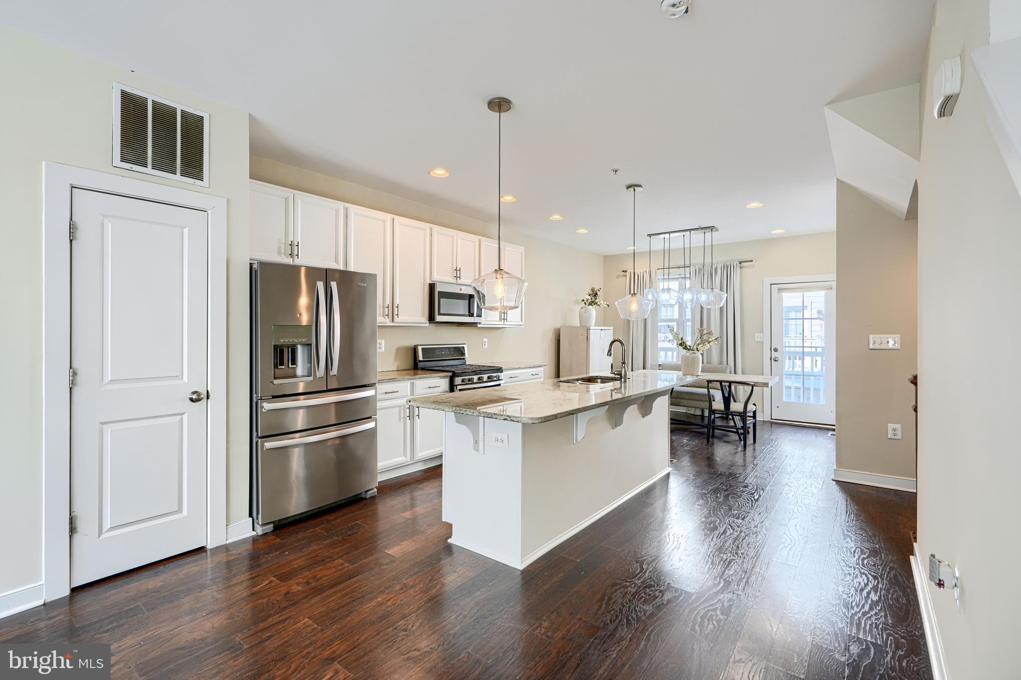 TOWSON - Residential