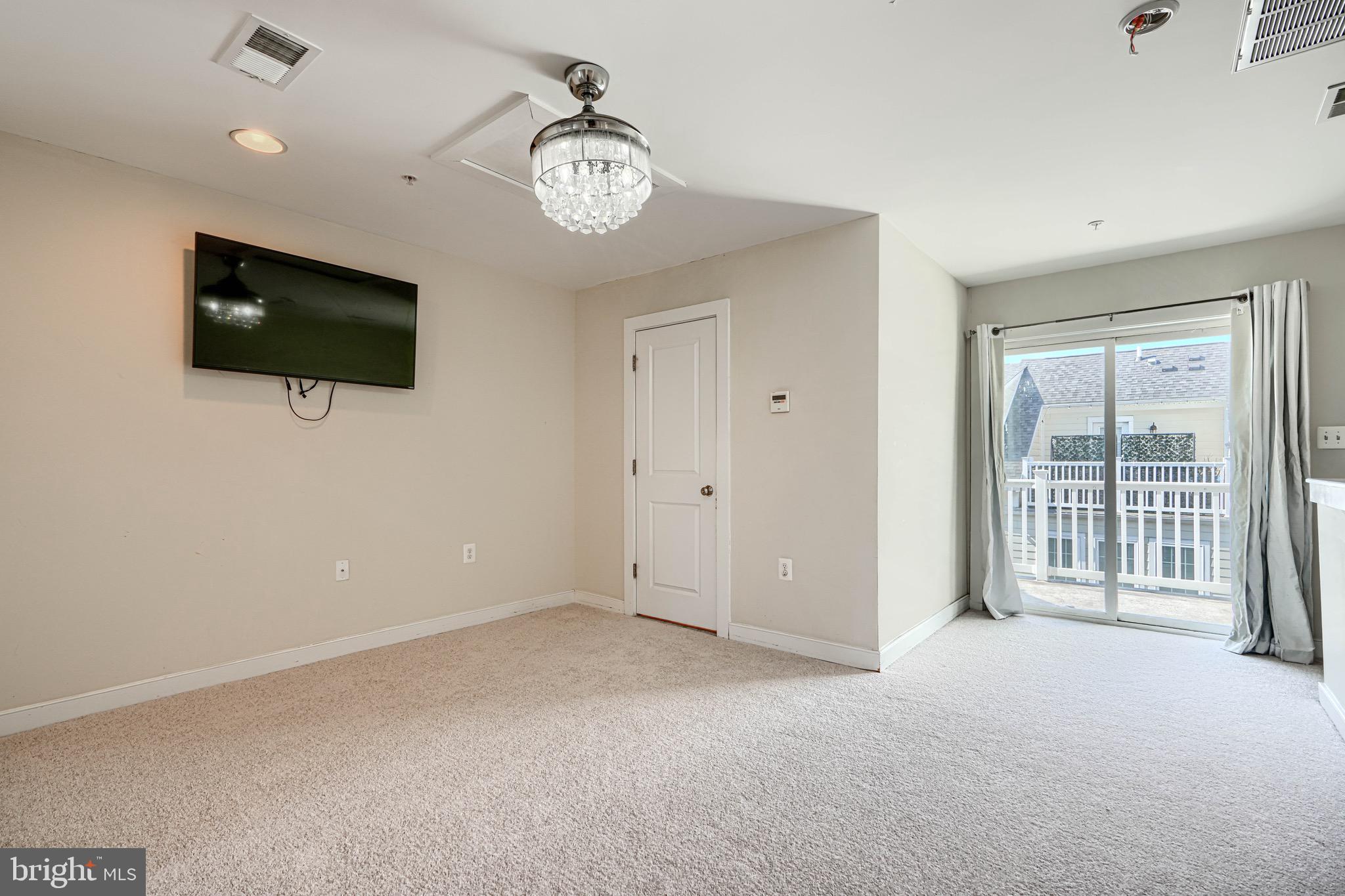 TOWSON - Residential