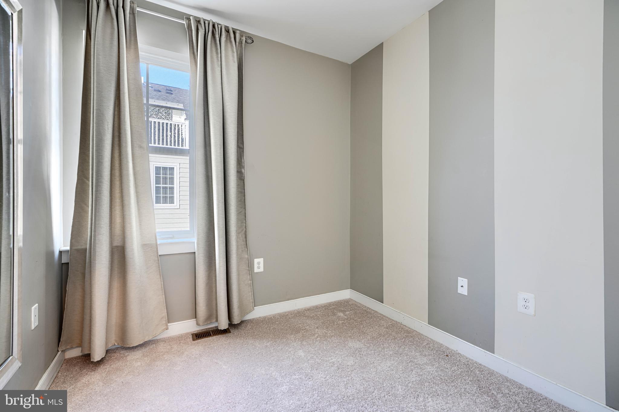 TOWSON - Residential