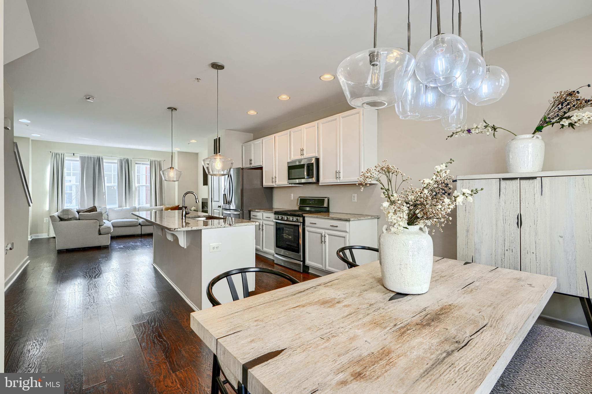 TOWSON - Residential