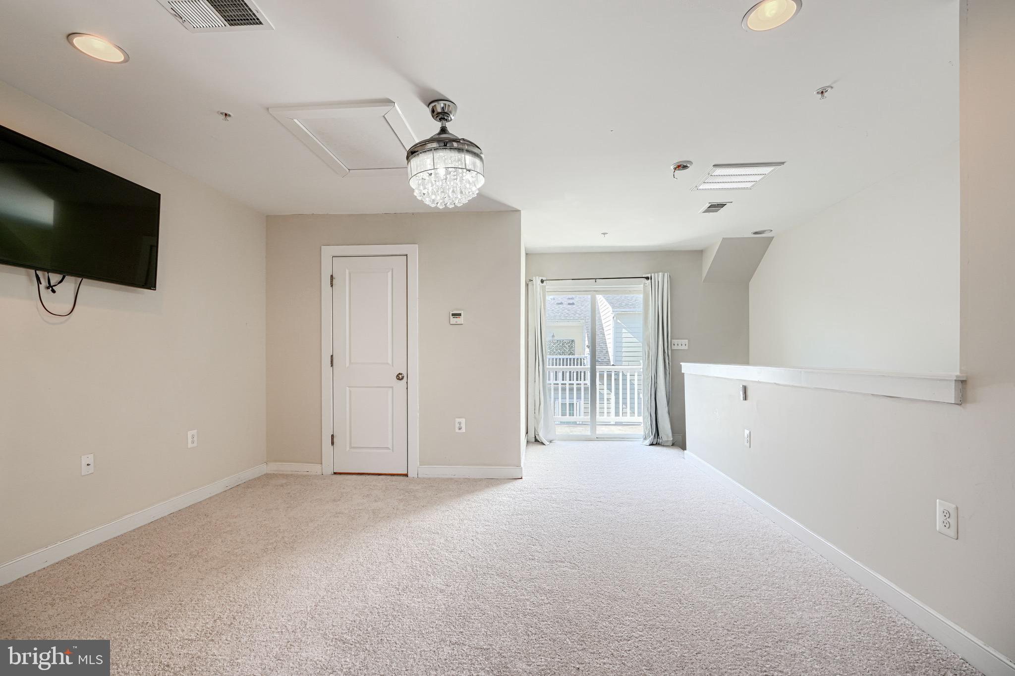 TOWSON - Residential