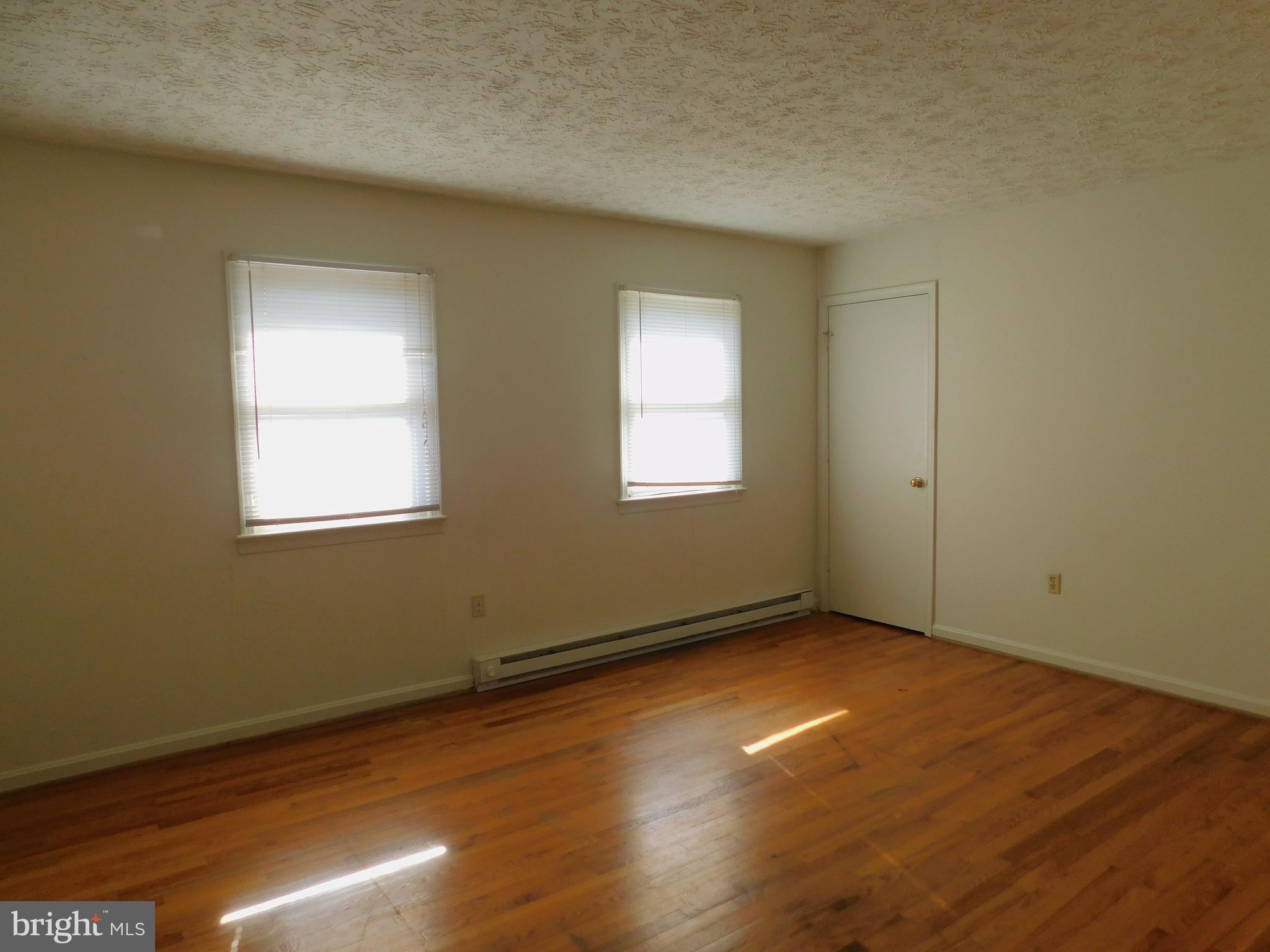 FREDERICKTOWNE TOWNHOUSE - Residential Lease