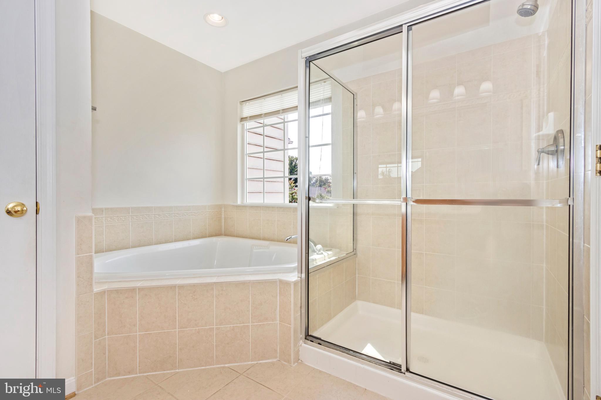 EMERSON - Residential