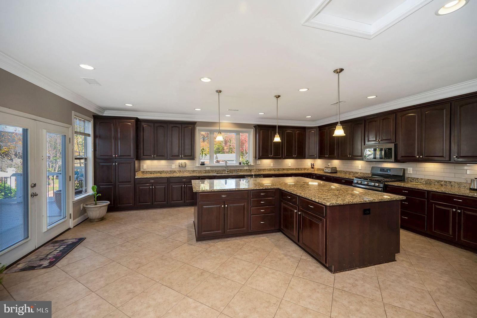 YORKSHIRE ACRES - Residential