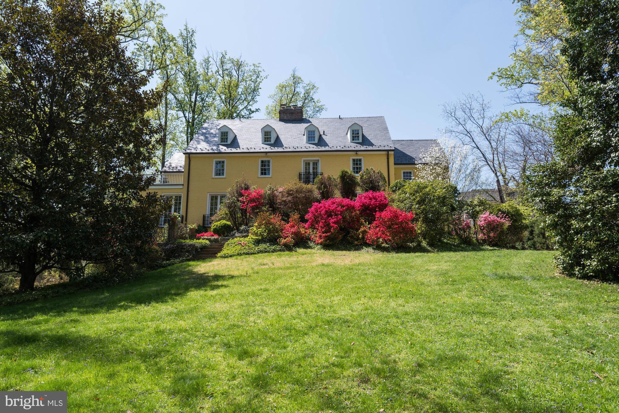 BERKLEY - Residential