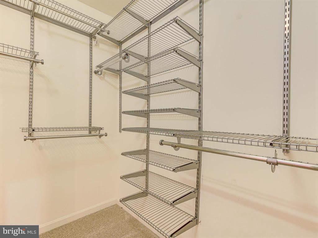 DOMINION STATION CONDOMINIUM - Residential Lease