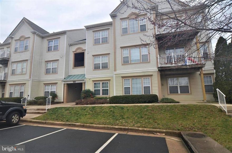 Welcome home to this charming two bedrooms two bath condo with a reserved parking spot.  Two Specious bedroom both comes with its own walking closet and connected bathroom. Updated kitchen with granite tops and SS appliances with gas stove. Beautiful cozy living room with gas fireplace and dining area space for your fun events. Private balcony off the living room to enjoy some fresh air. Tones of natural light throughout the condo. Excellent location nearby Dulles mall and tones of shops and restaurants. Commuter routes, Rt 7 Rt 28, Dulles toll road and Dulles Airport is only few minutes away. Amenities includes pool, tennis courts and clubhouse, water is included in the rent. Plenty of extra parking space available. Excellent conditions.