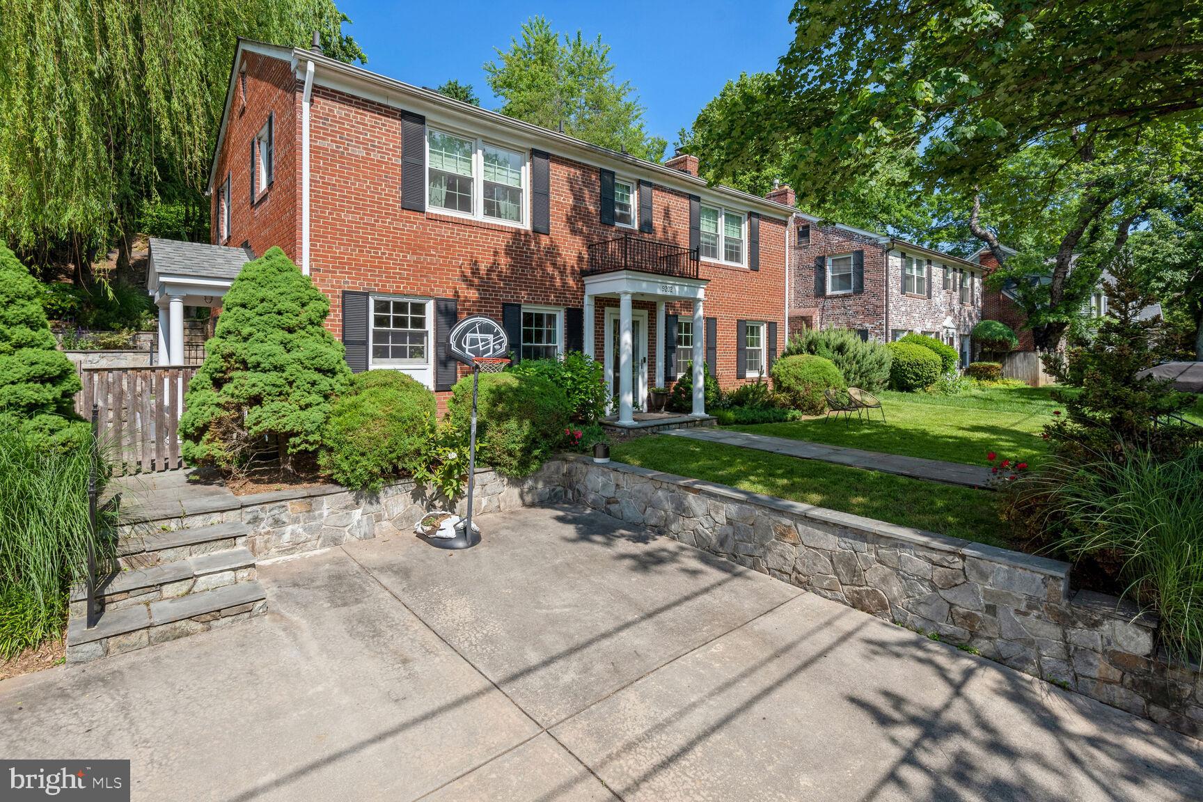 9202 BULLS RUN PARKWAY