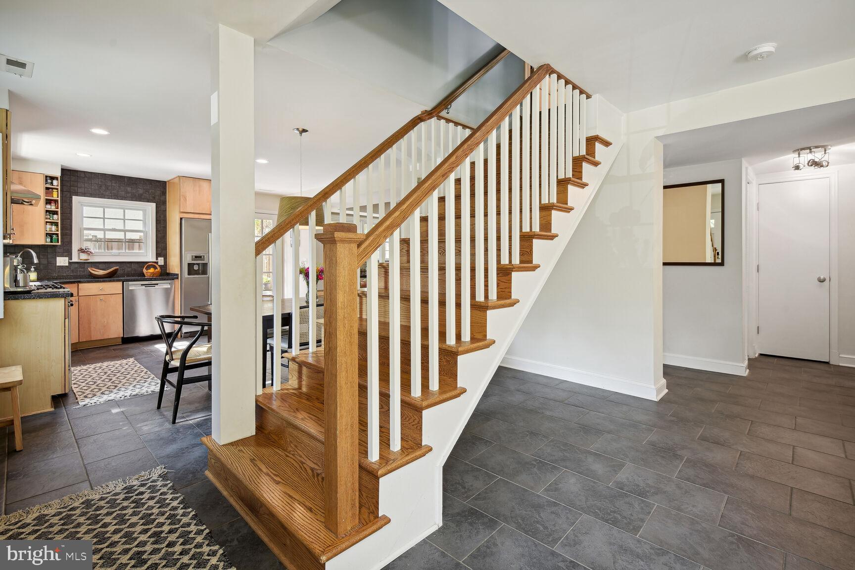 9202 BULLS RUN PARKWAY