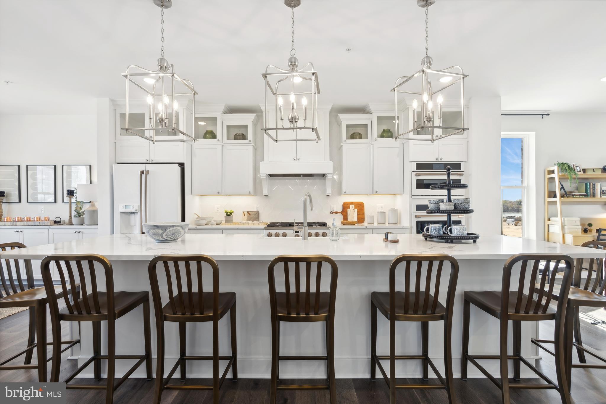 LOCKE LANDING - Residential
