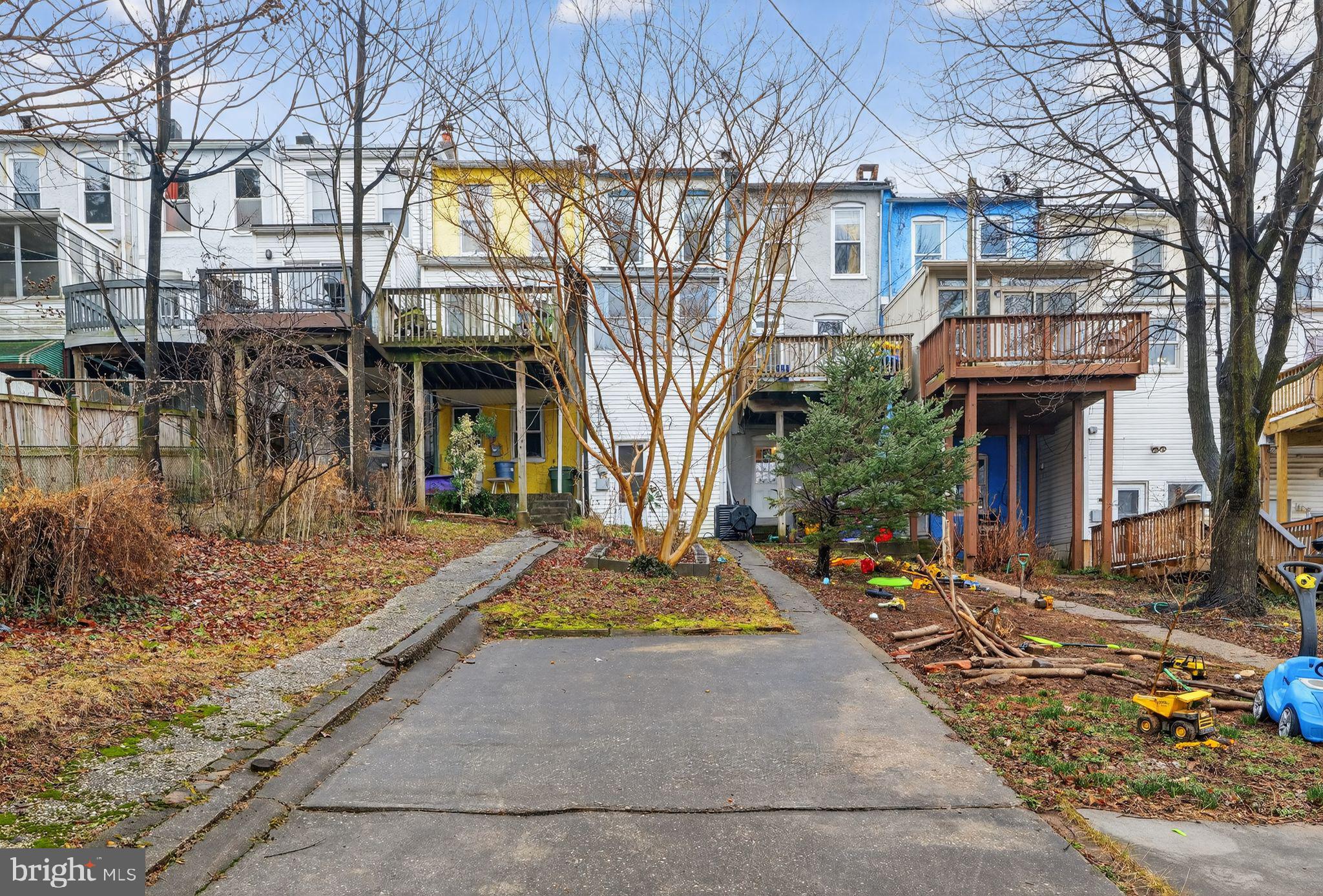 HAMPDEN HISTORIC DISTRICT - Residential