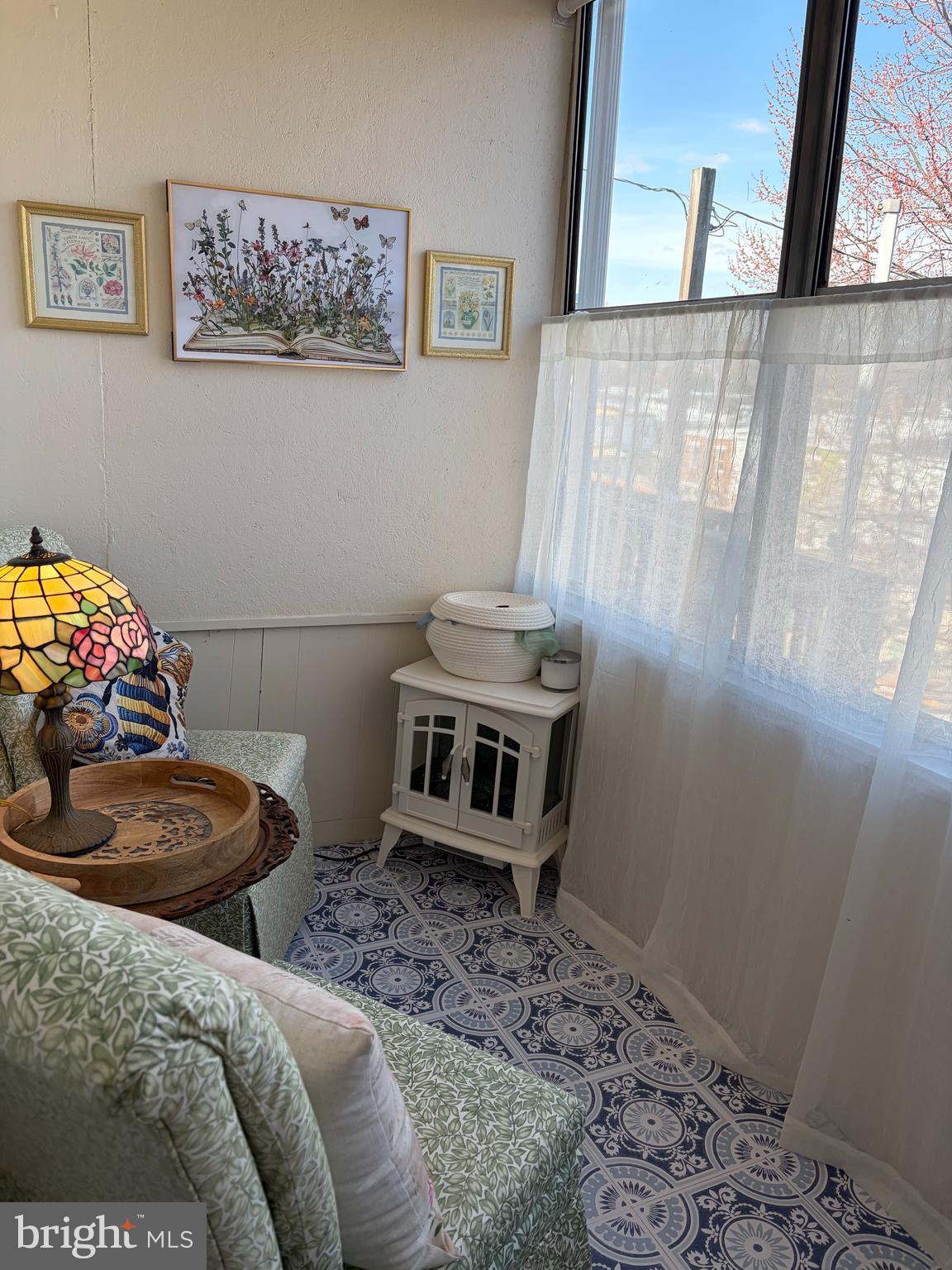 HAMPDEN HISTORIC DISTRICT - Residential