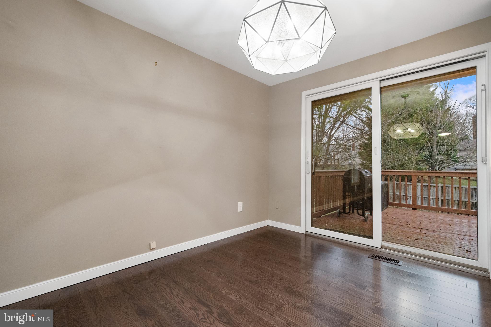 HUNTERS CREEK - Residential