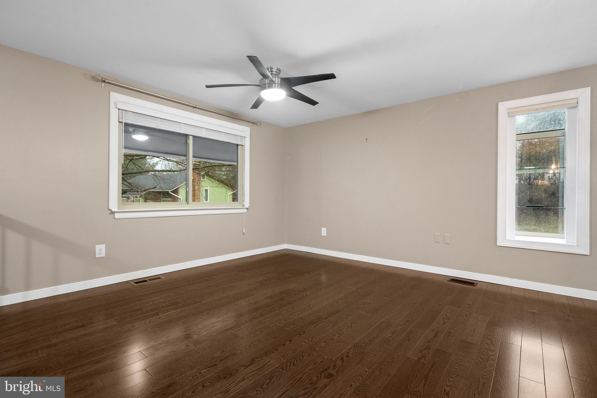 HUNTERS CREEK - Residential