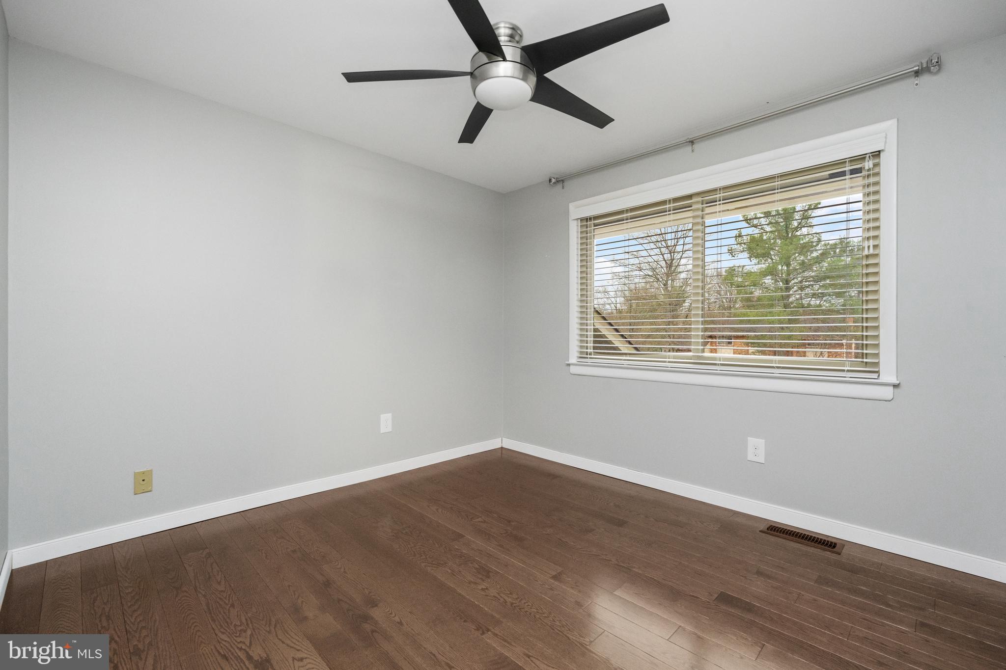 HUNTERS CREEK - Residential