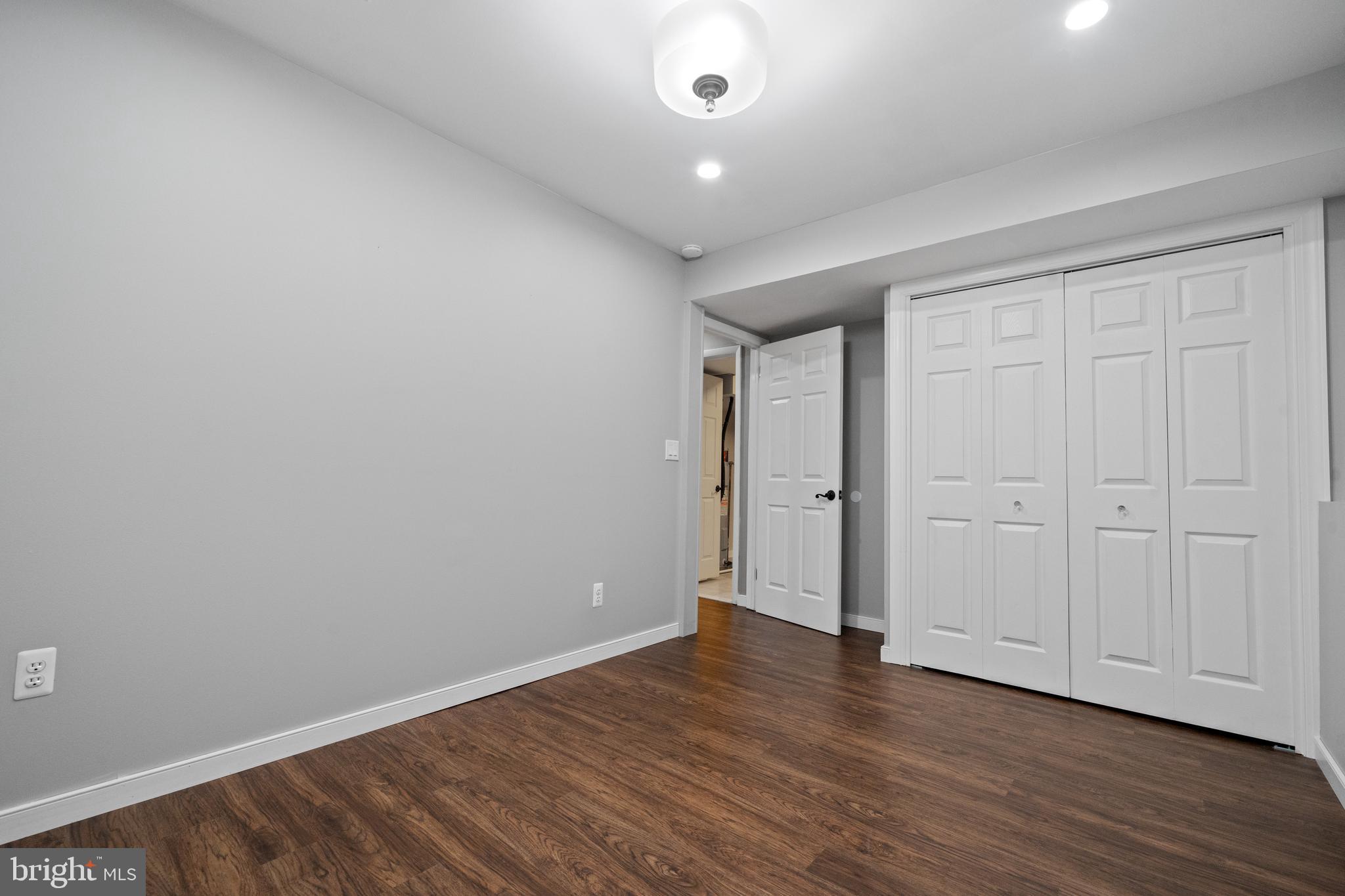 HUNTERS CREEK - Residential