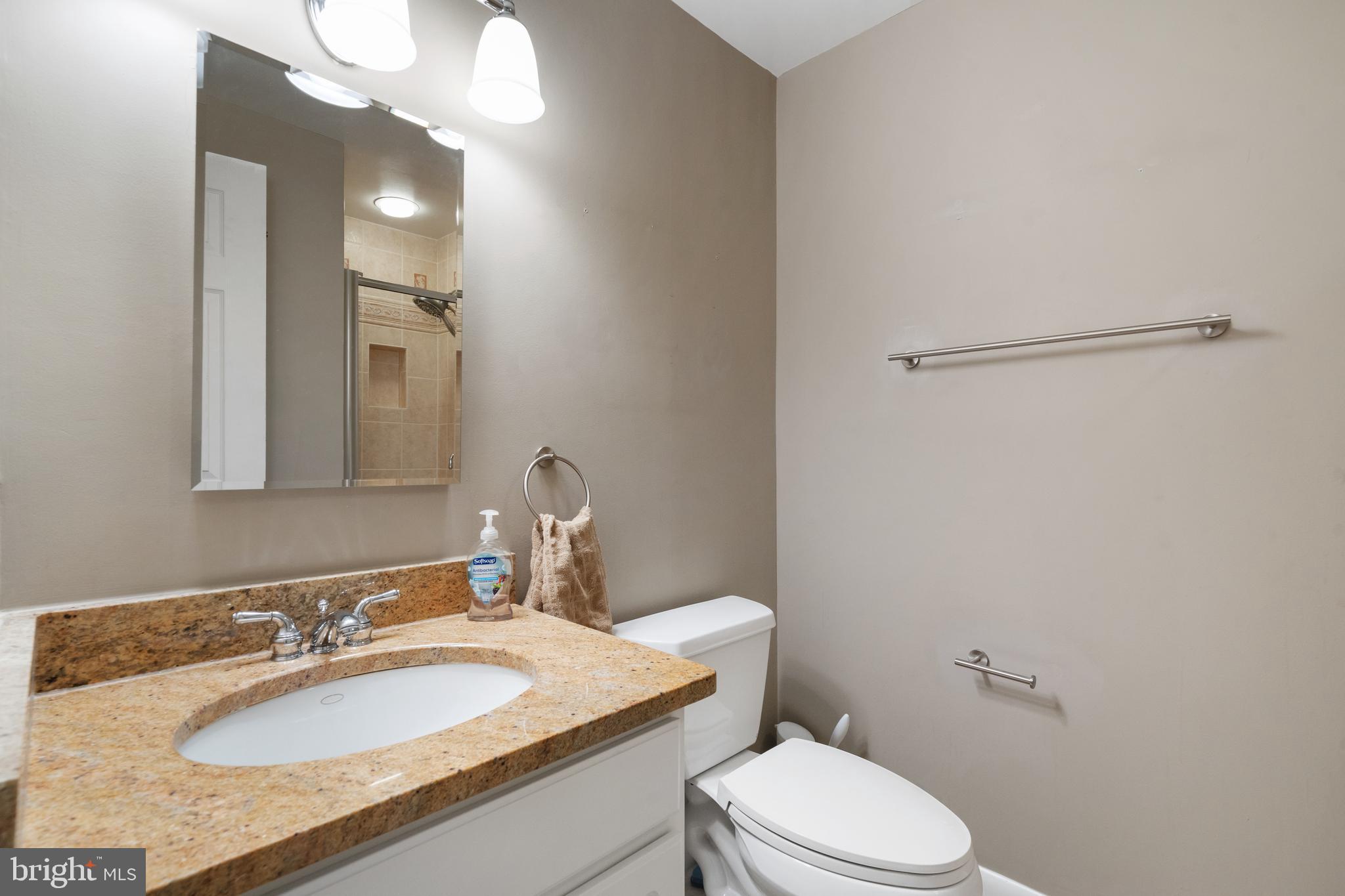 HUNTERS CREEK - Residential