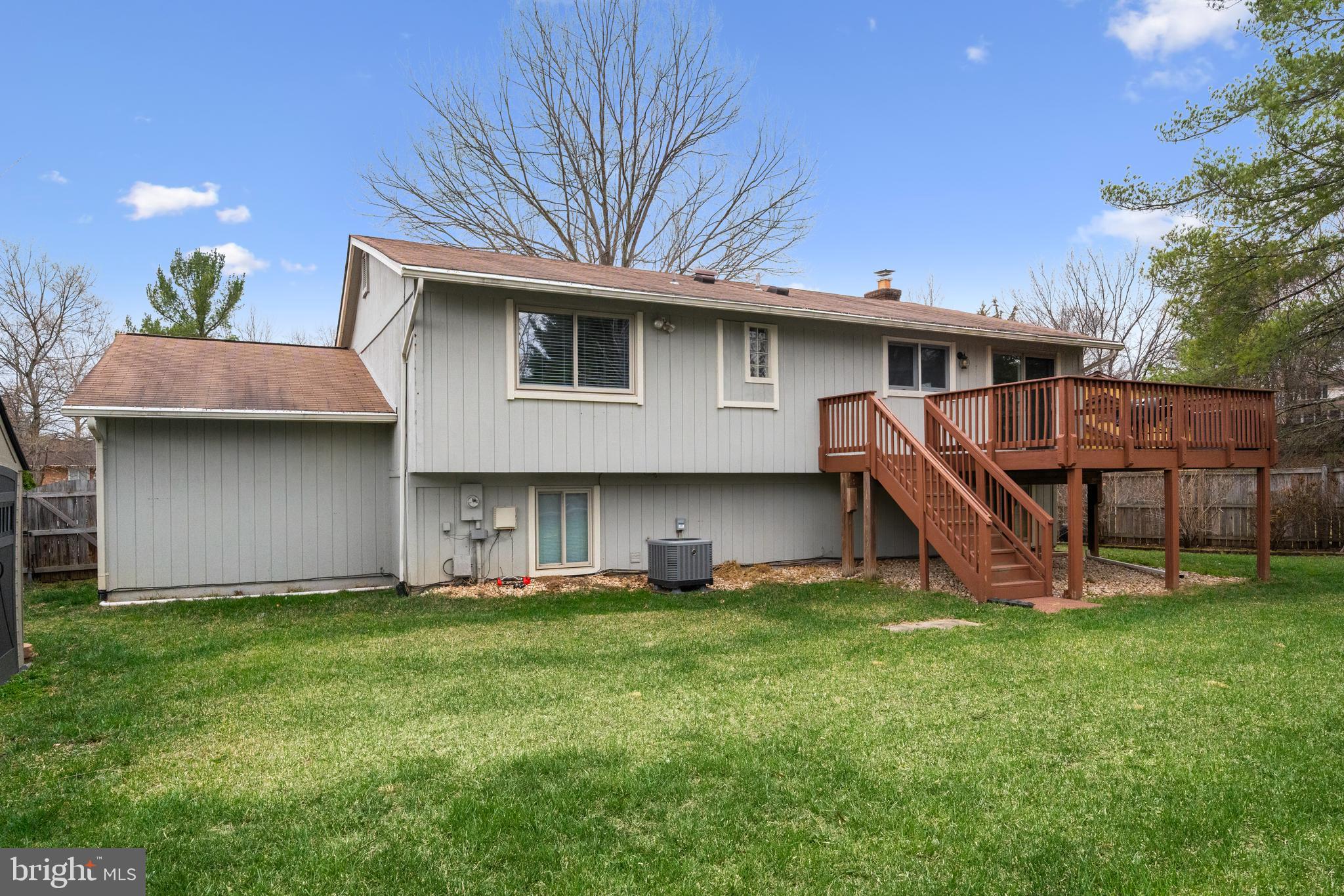 HUNTERS CREEK - Residential