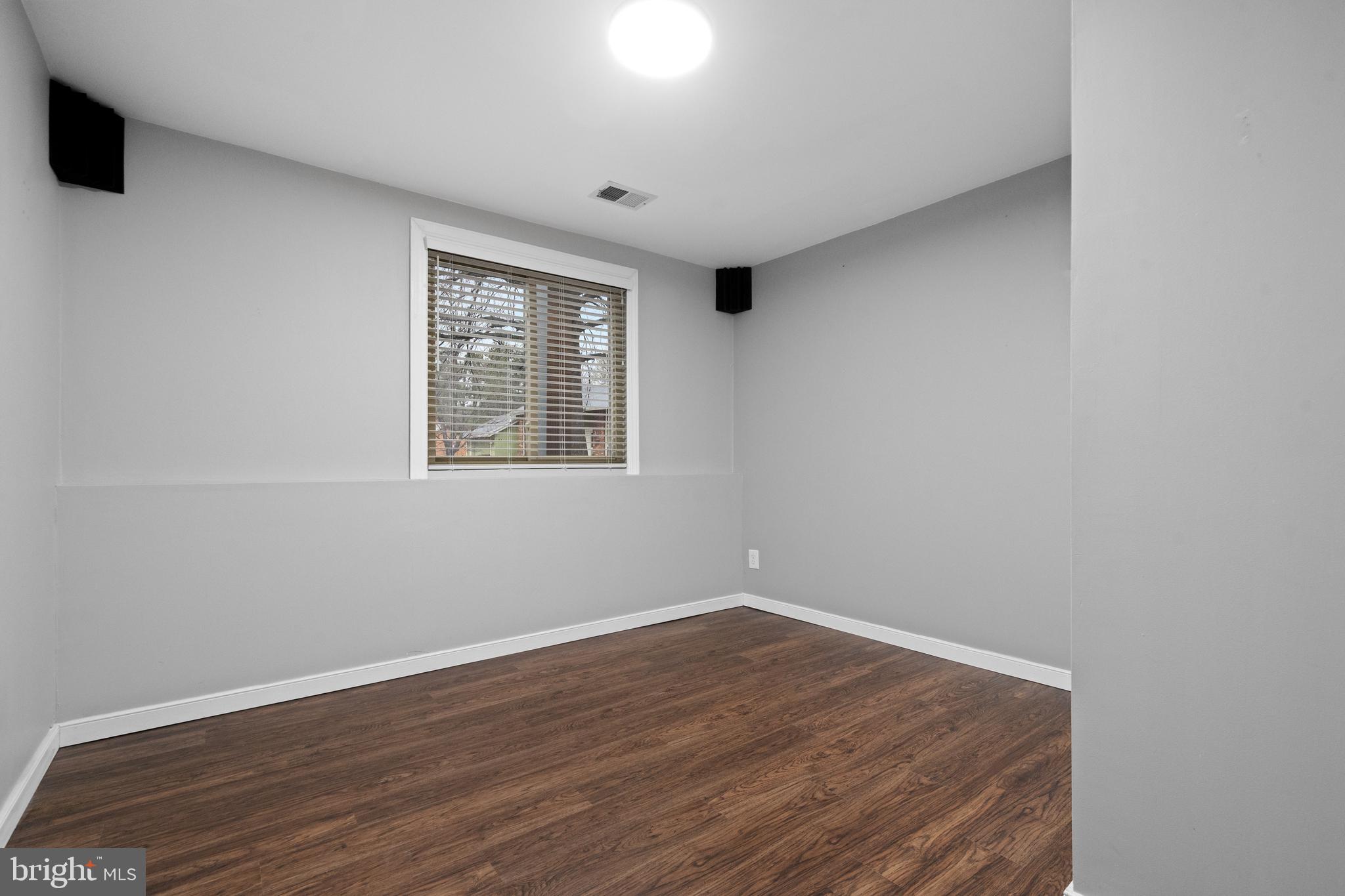 HUNTERS CREEK - Residential