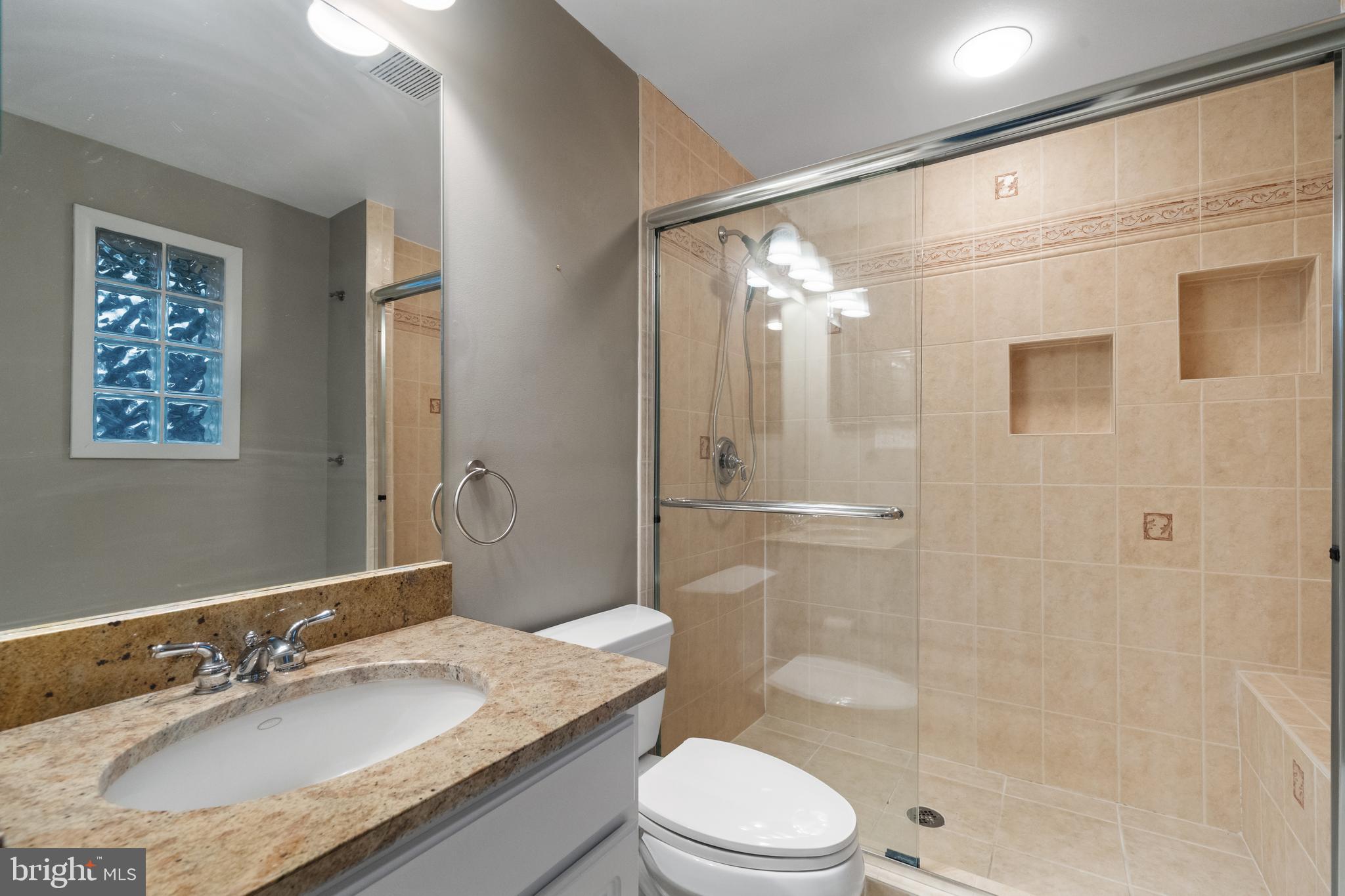 HUNTERS CREEK - Residential