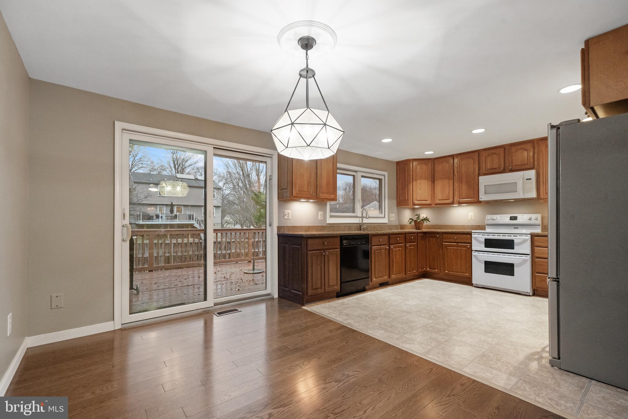 HUNTERS CREEK - Residential