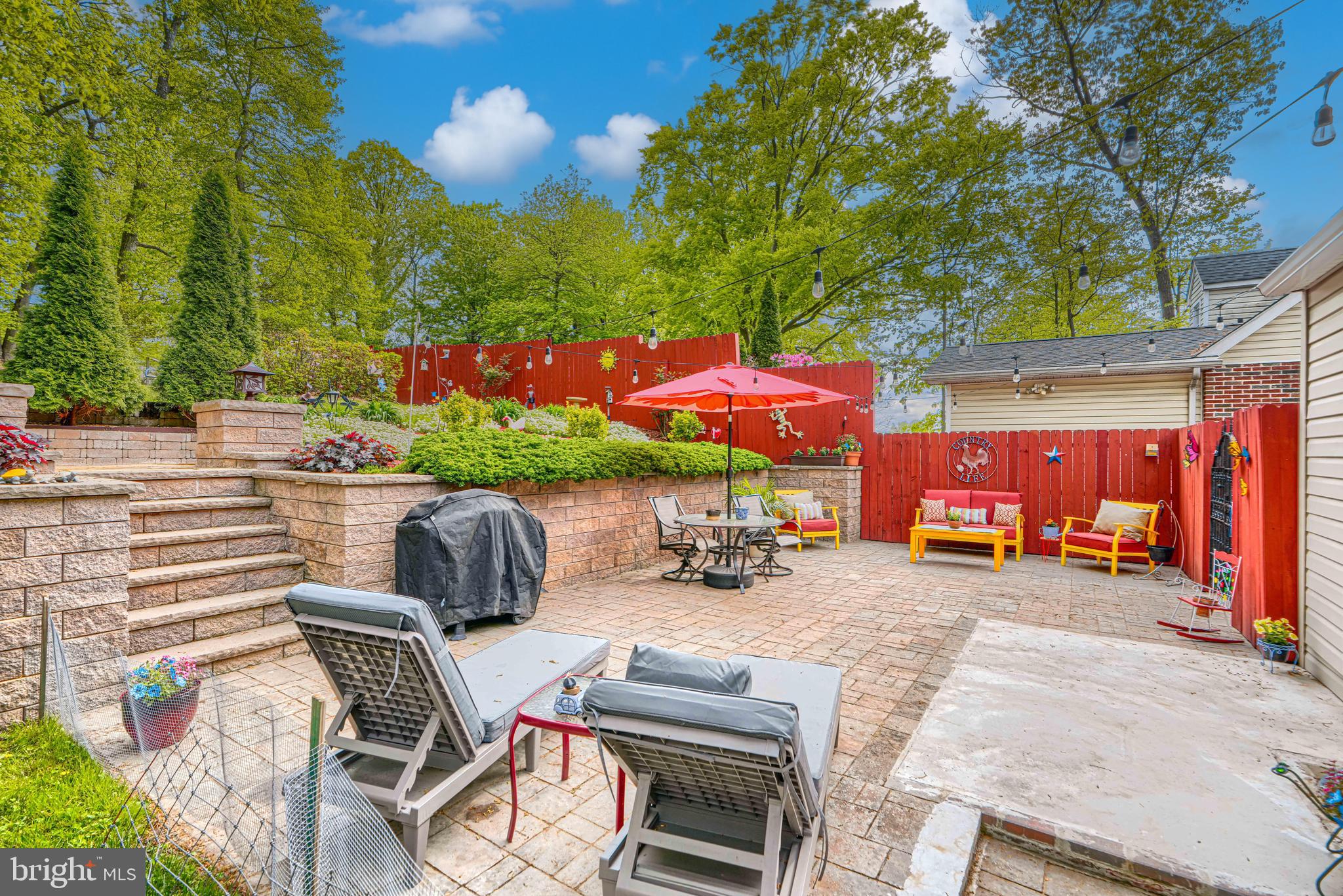 EDMUNDS HILL - Residential