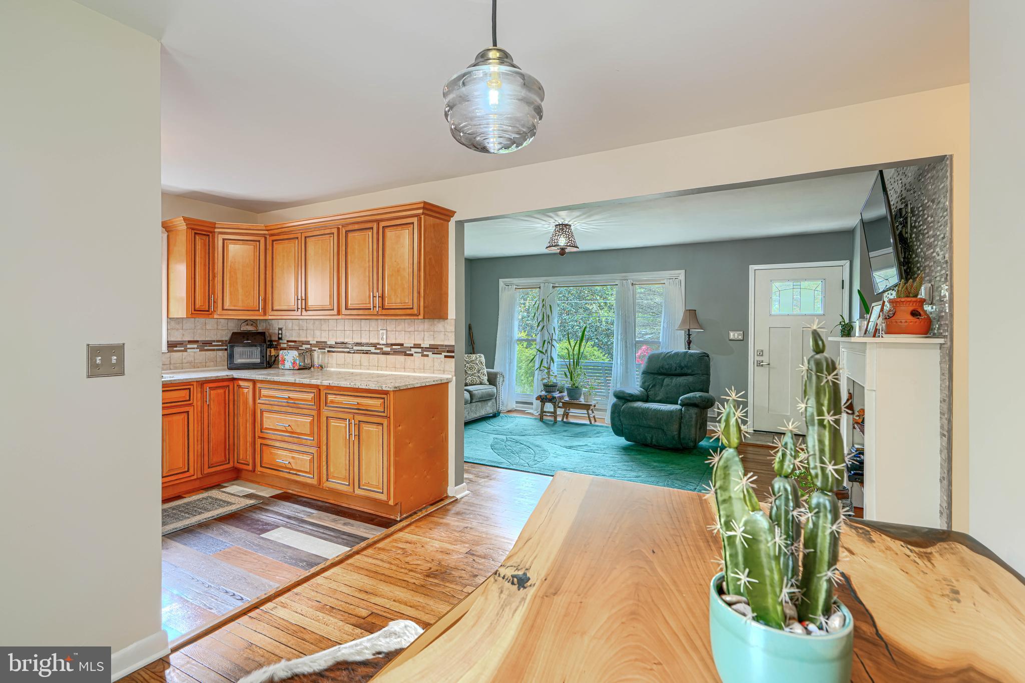 EDMUNDS HILL - Residential