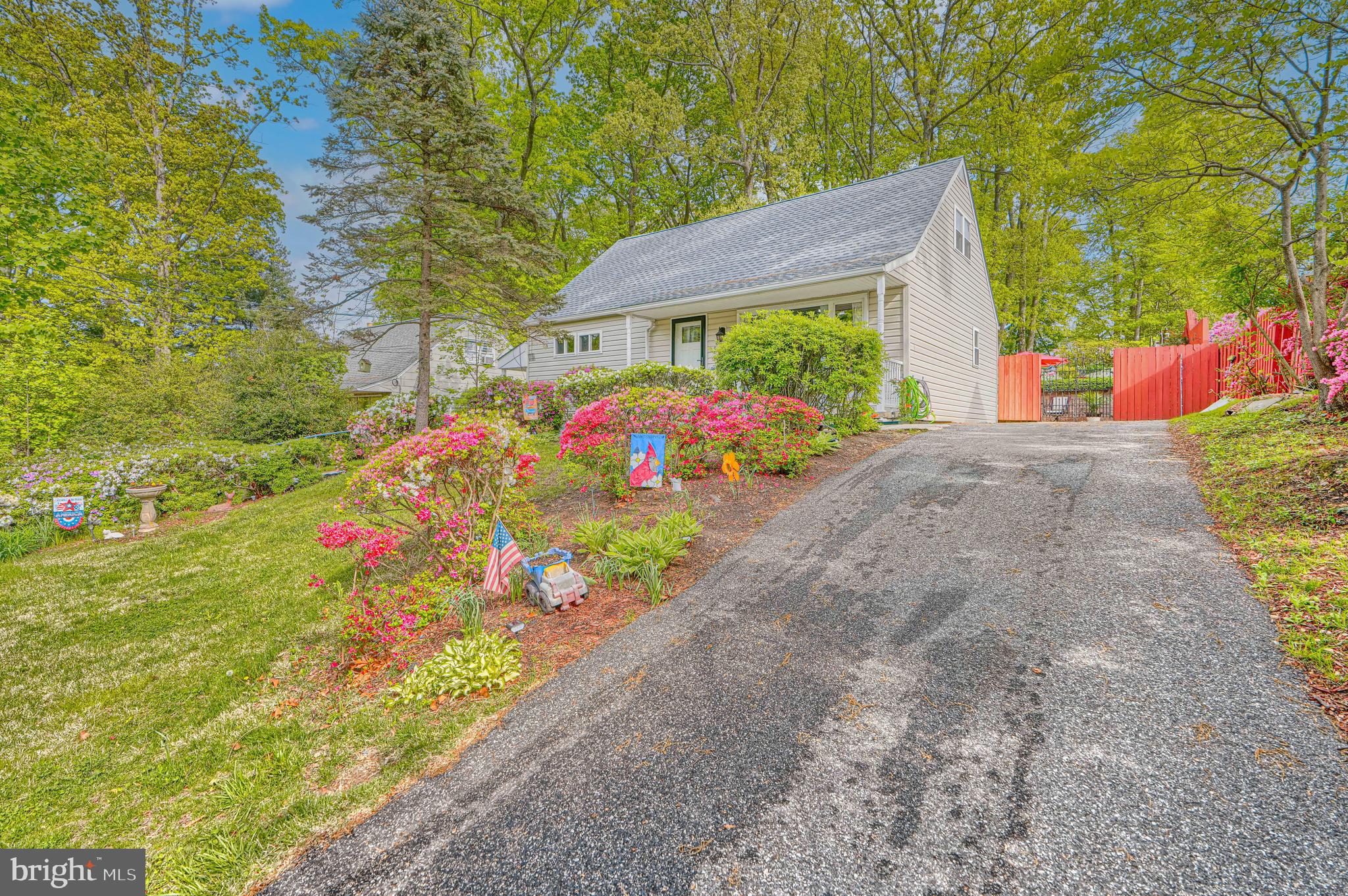 EDMUNDS HILL - Residential