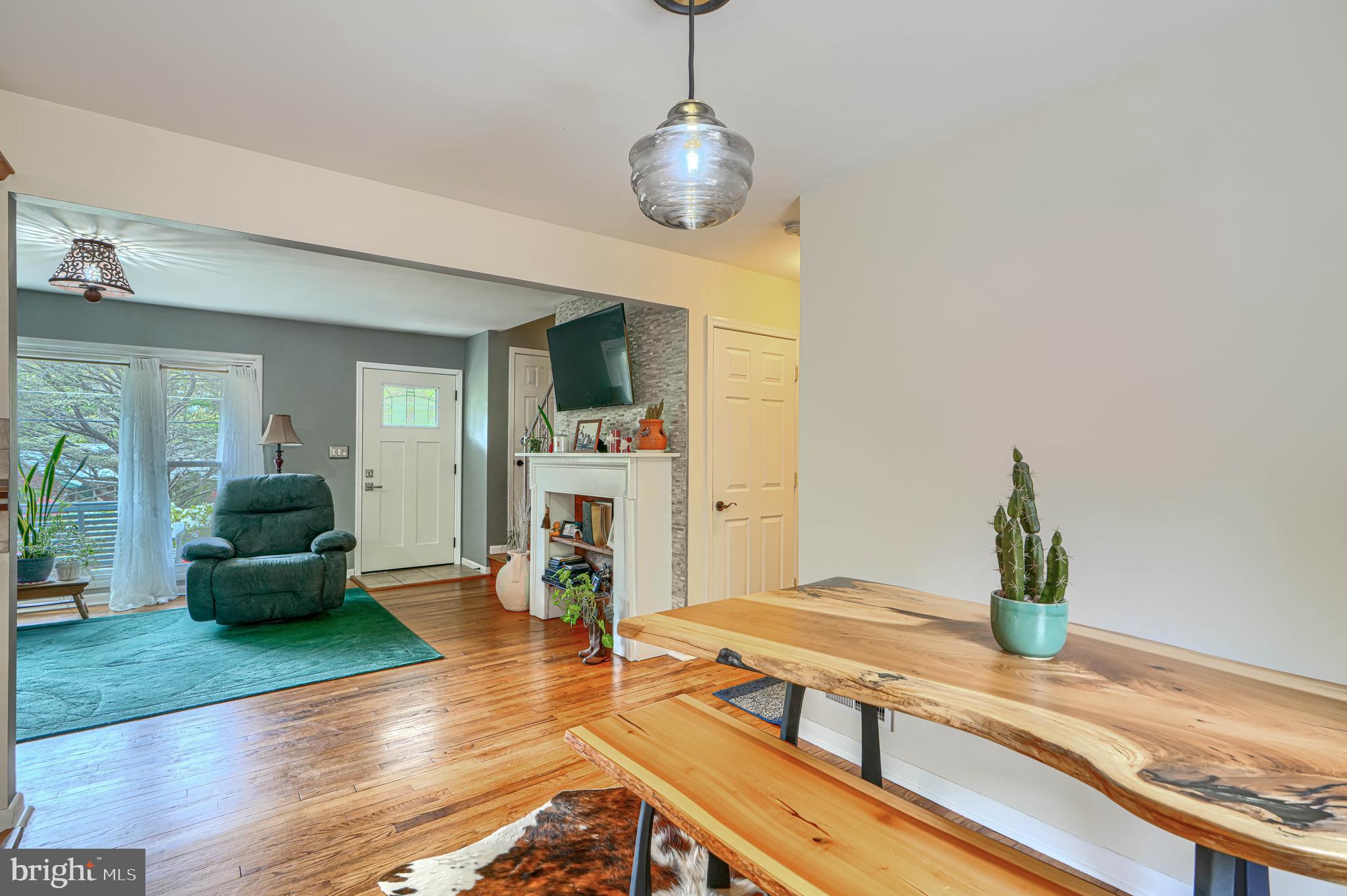 EDMUNDS HILL - Residential