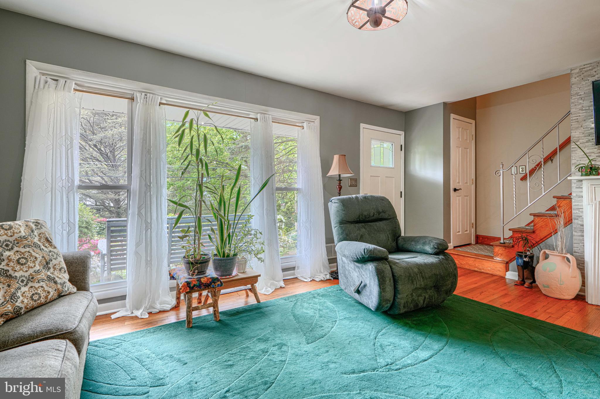 EDMUNDS HILL - Residential