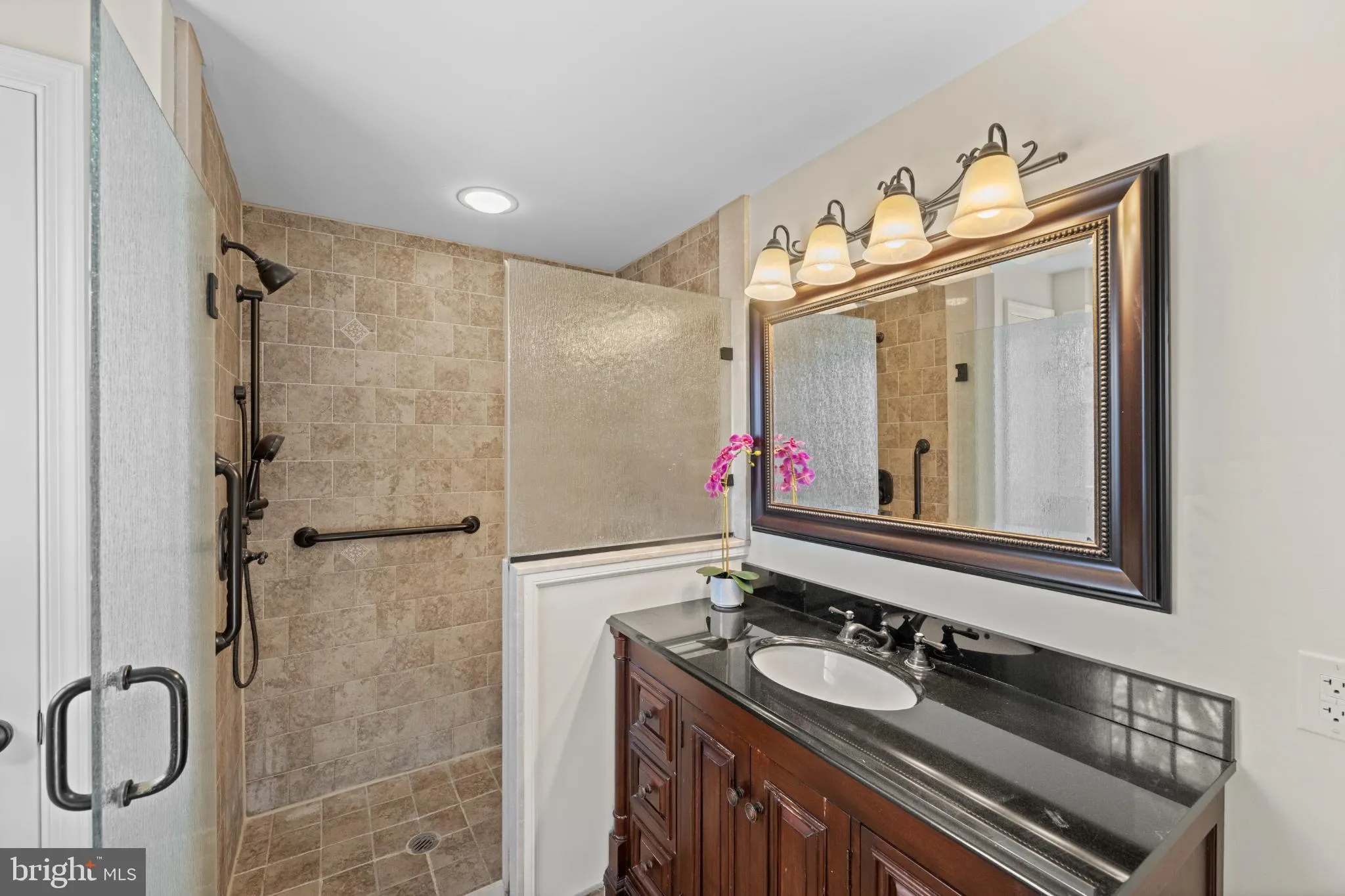 Ardmore, Pennsylvania 19003, United States, 4 Bedrooms Bedrooms, ,4 BathroomsBathrooms,Residential,Contingent,251056