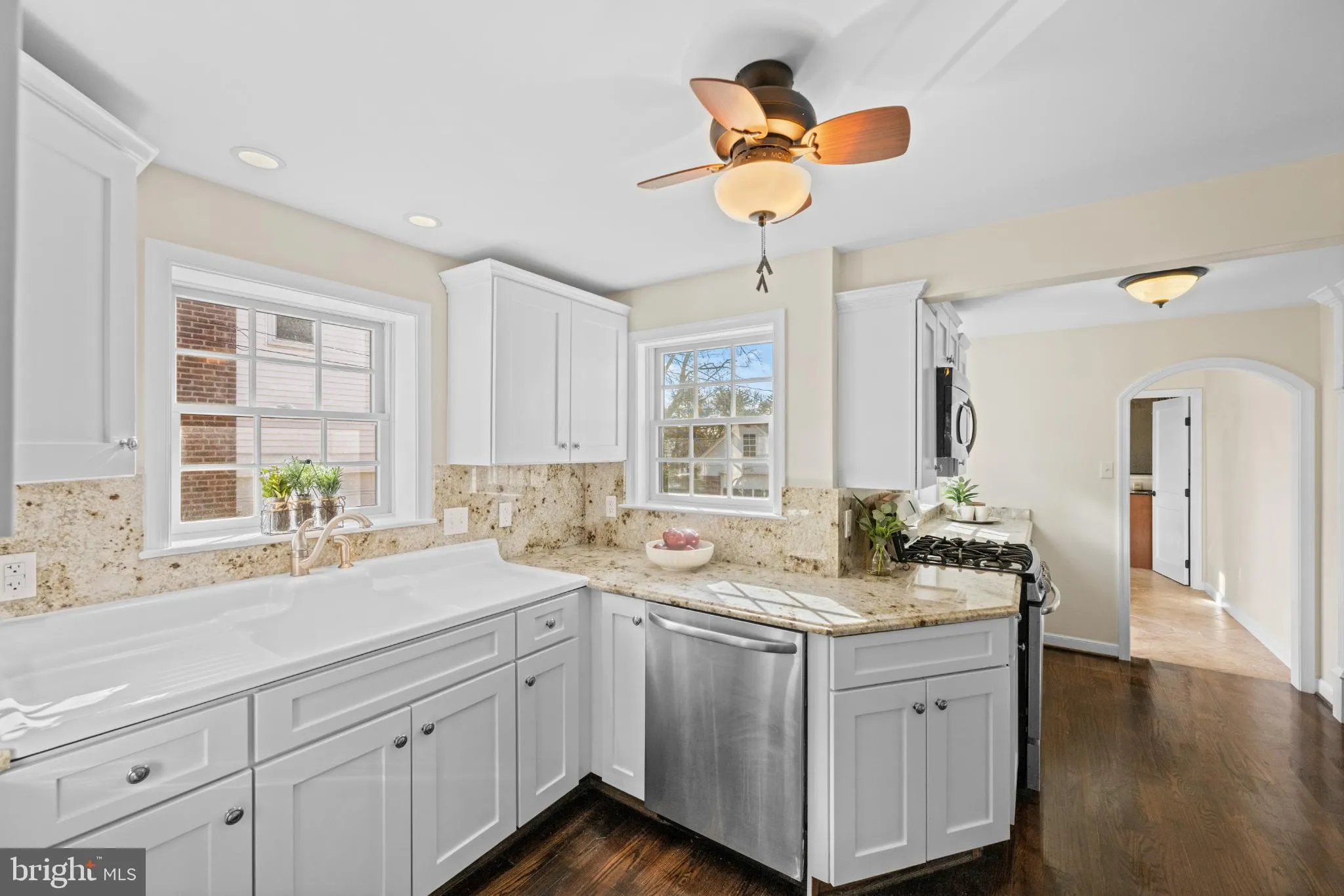 Ardmore, Pennsylvania 19003, United States, 4 Bedrooms Bedrooms, ,4 BathroomsBathrooms,Residential,Contingent,251056