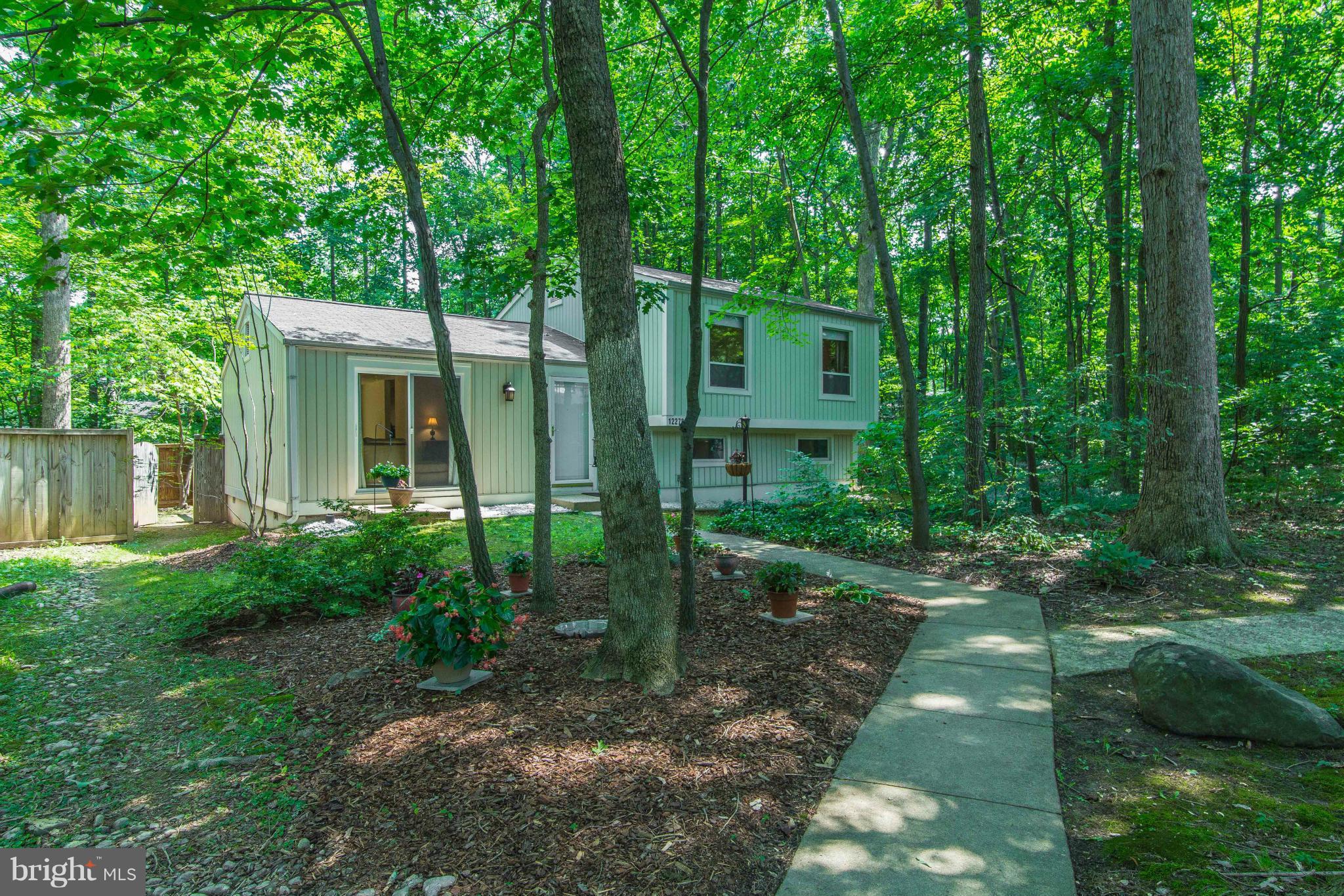 RESTON - Residential