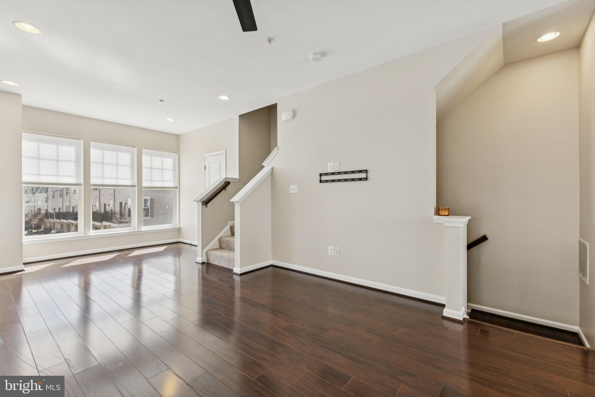 GALLERY PARK - Residential