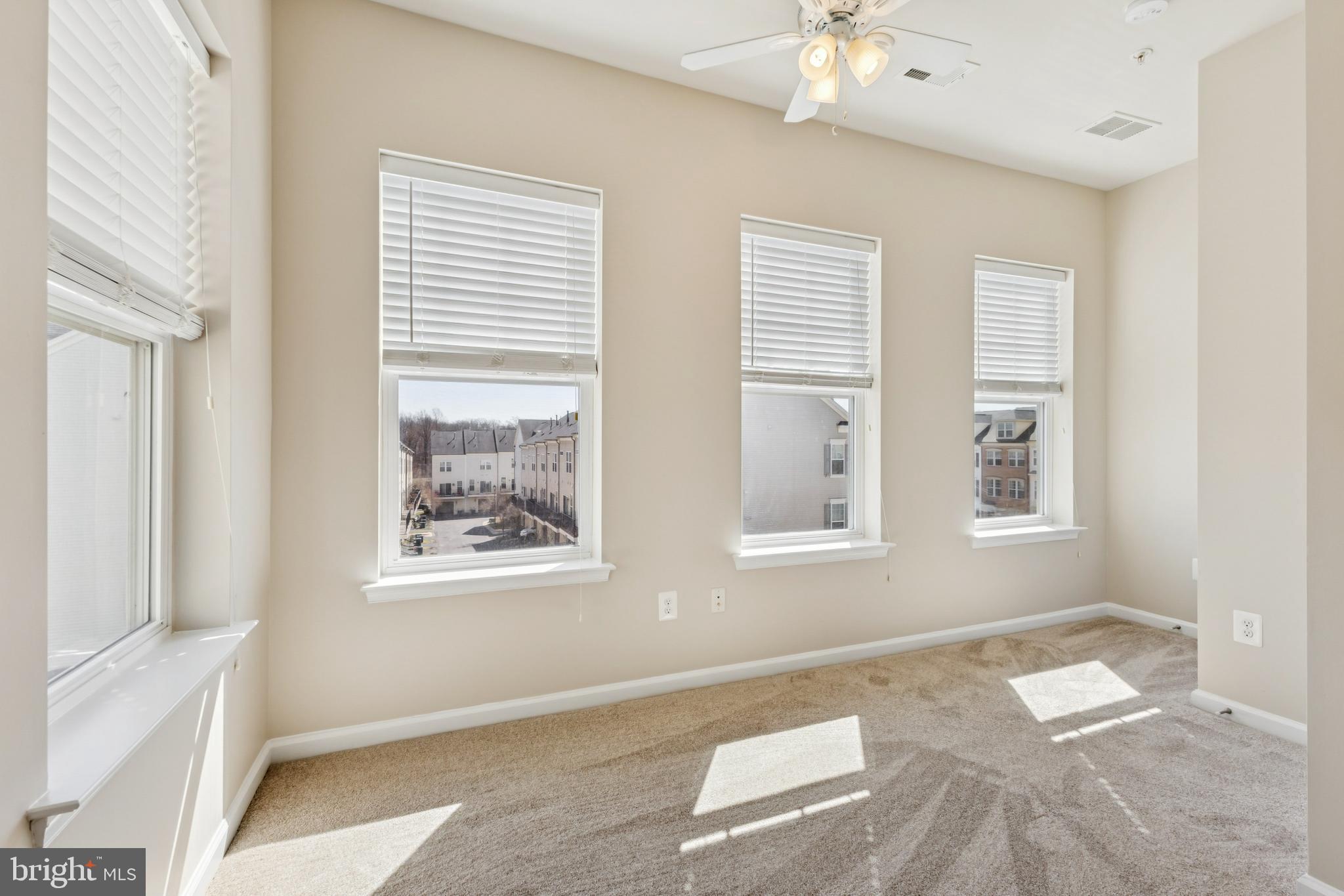 GALLERY PARK - Residential