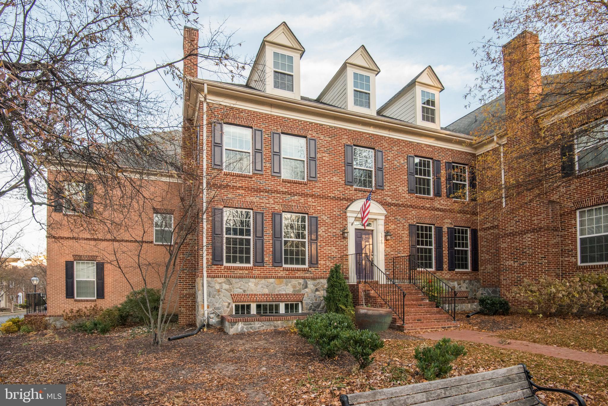 MADISON MEWS - Residential