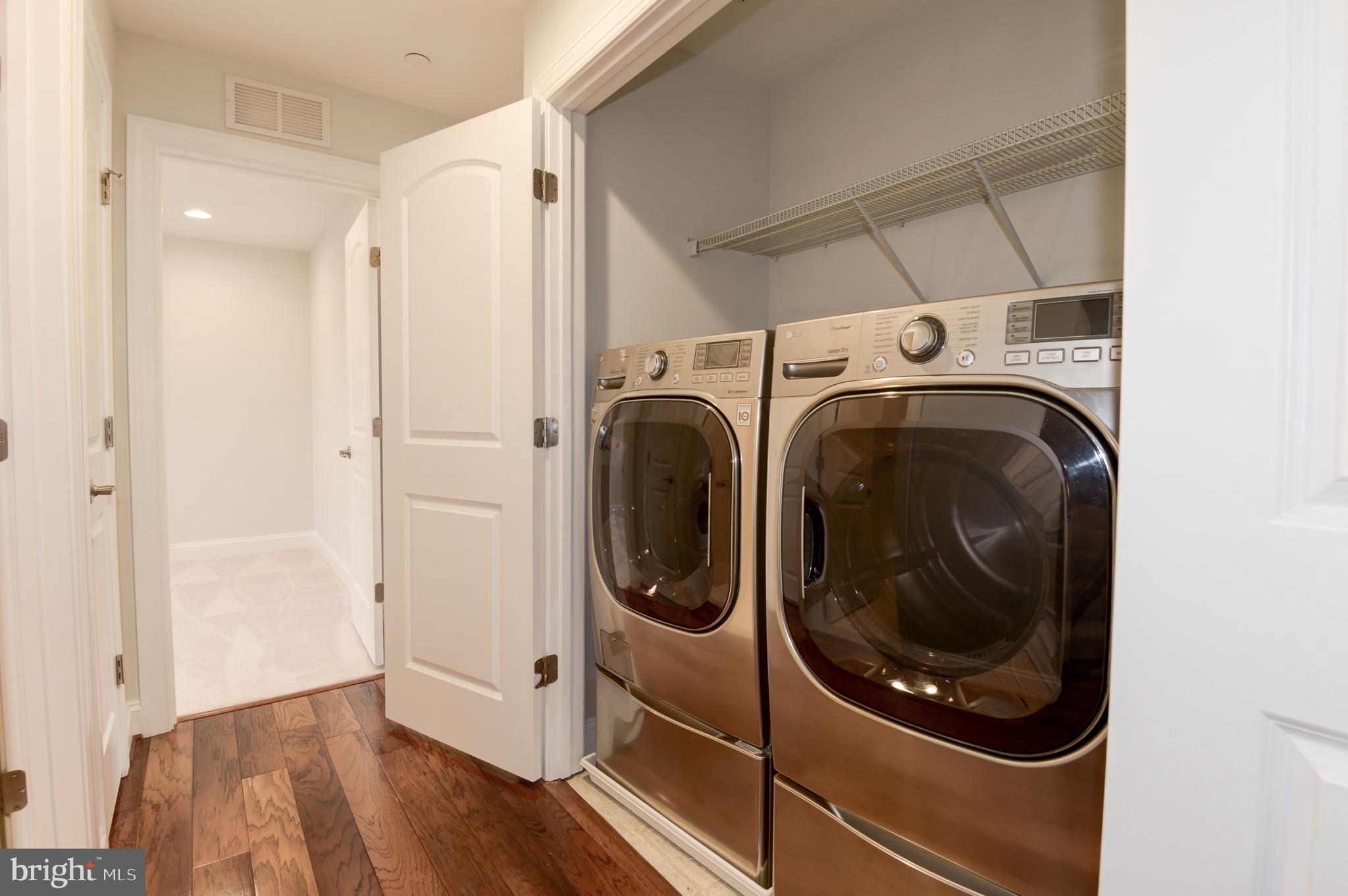 MADISON MEWS - Residential