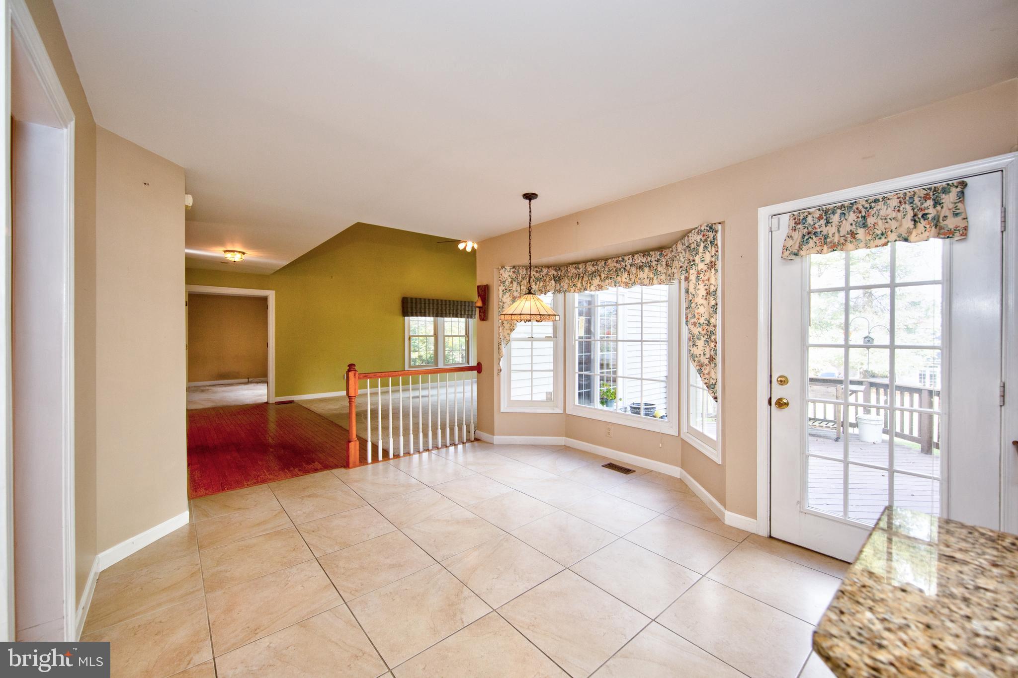 CAMPUS HILLS FARMS - Residential