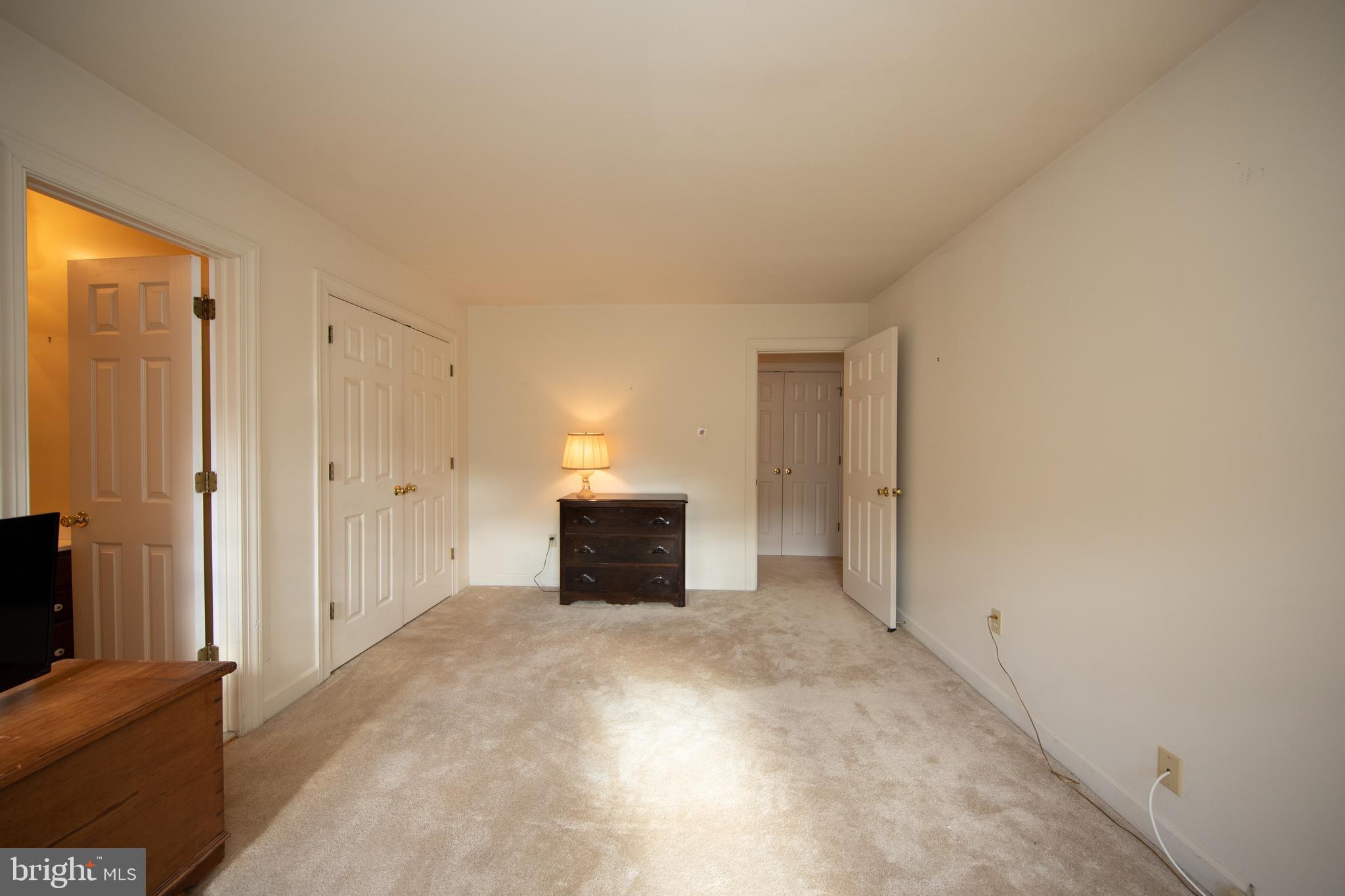 CAMPUS HILLS FARMS - Residential