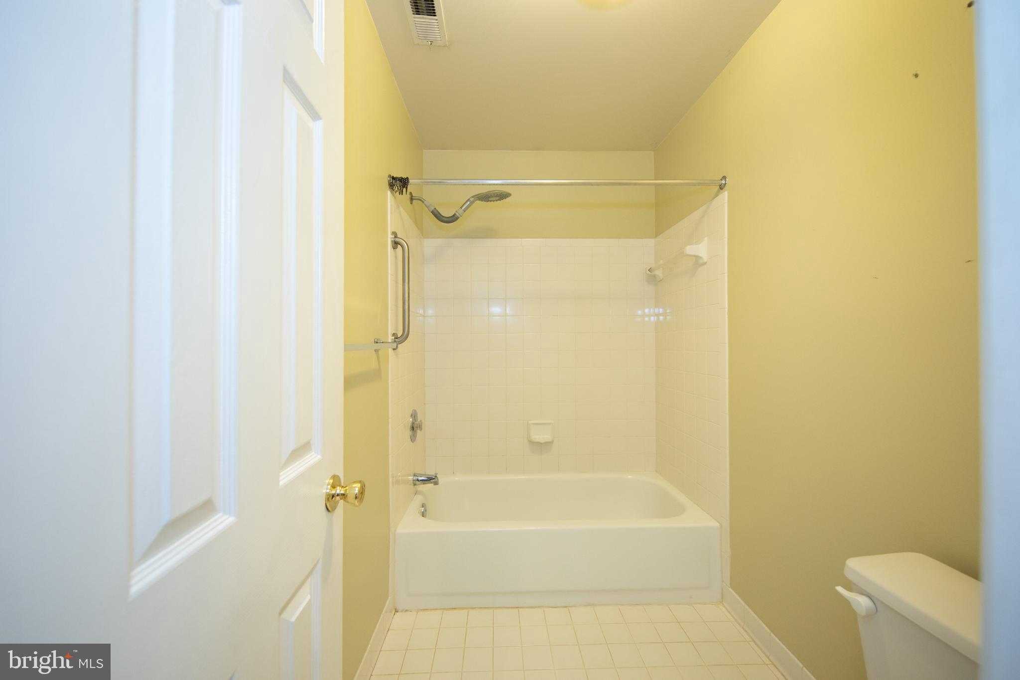 CAMPUS HILLS FARMS - Residential