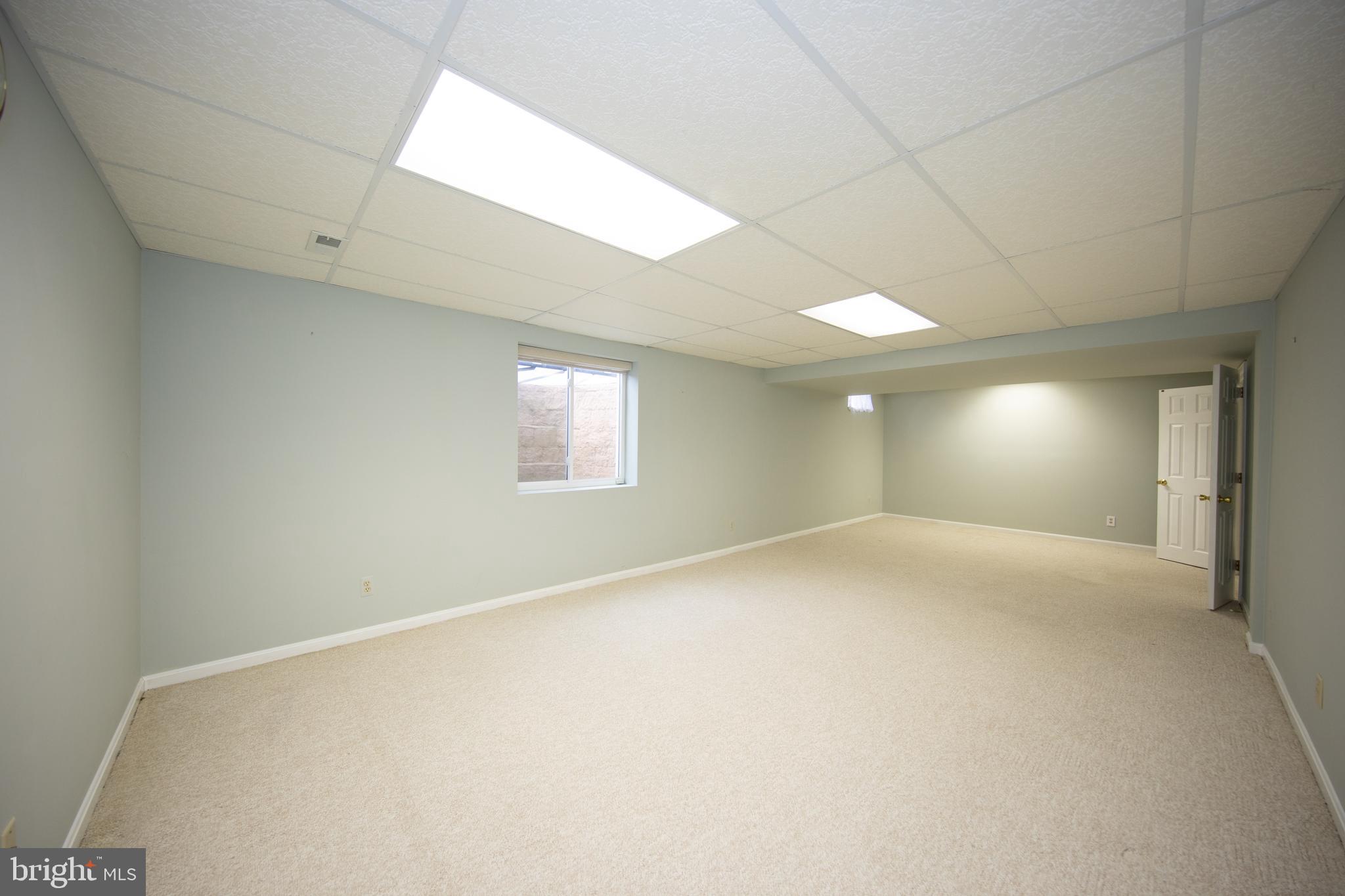 CAMPUS HILLS FARMS - Residential