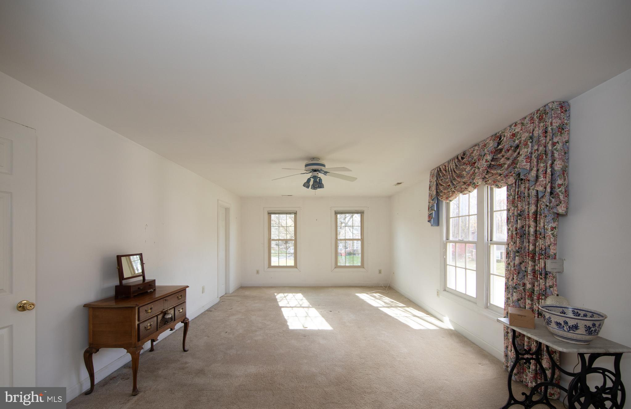 CAMPUS HILLS FARMS - Residential