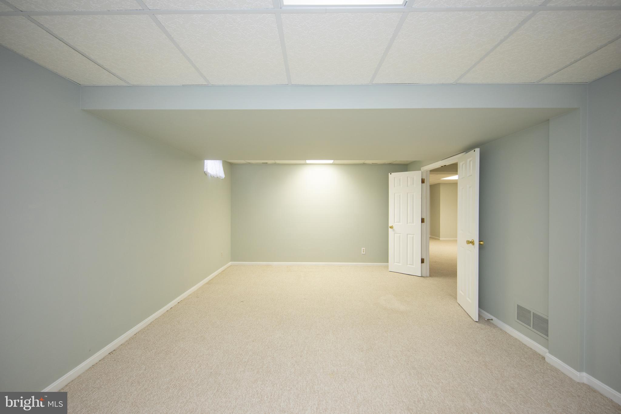 CAMPUS HILLS FARMS - Residential