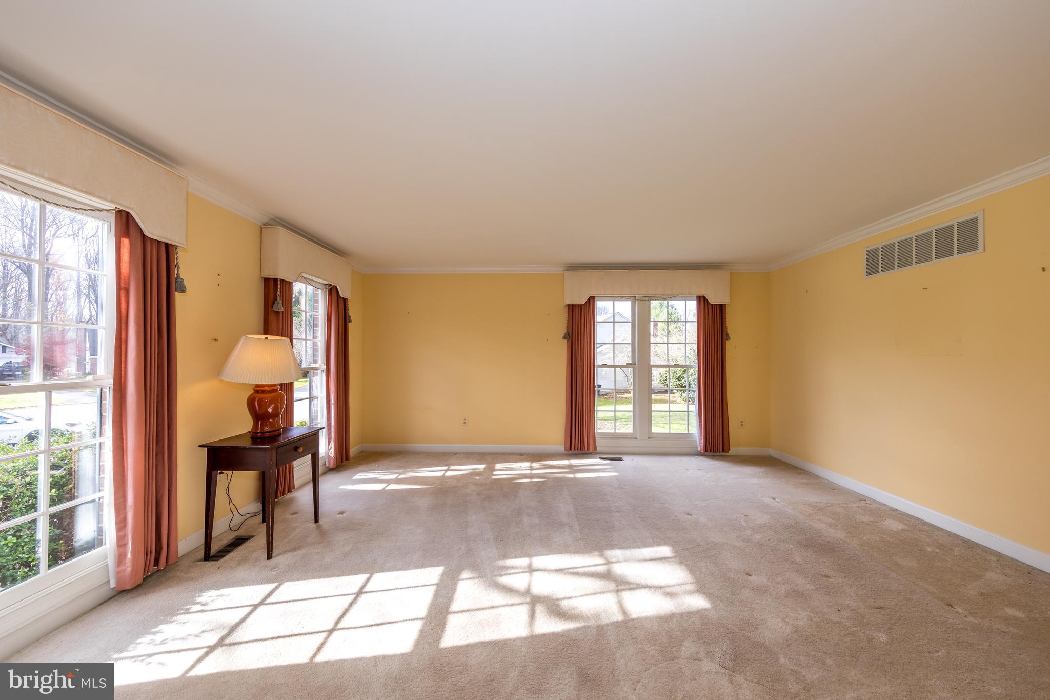 CAMPUS HILLS FARMS - Residential