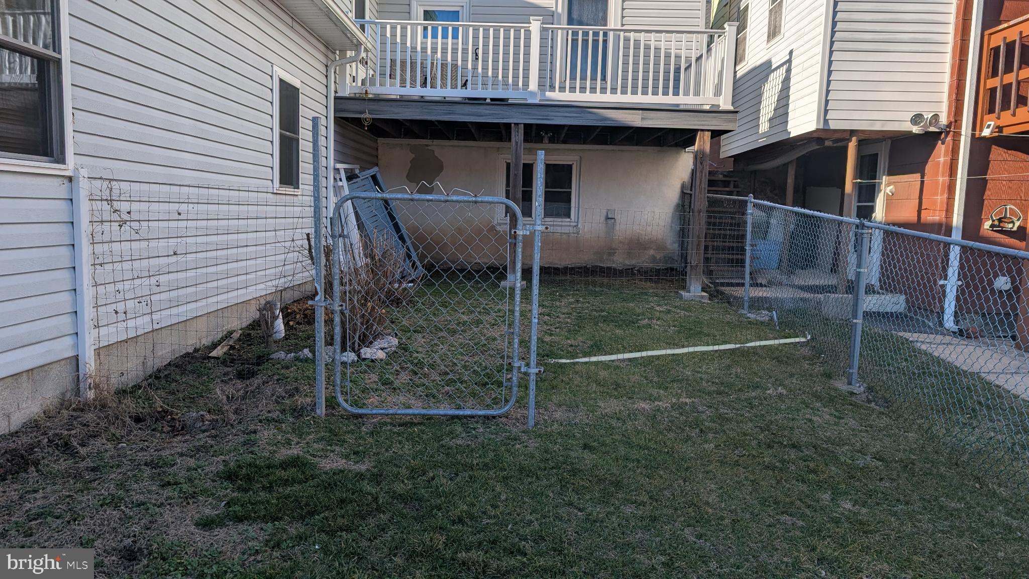 WILLIAMSTOWN - Residential