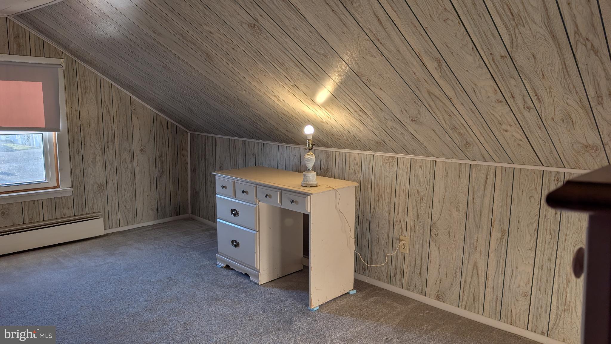 WILLIAMSTOWN - Residential